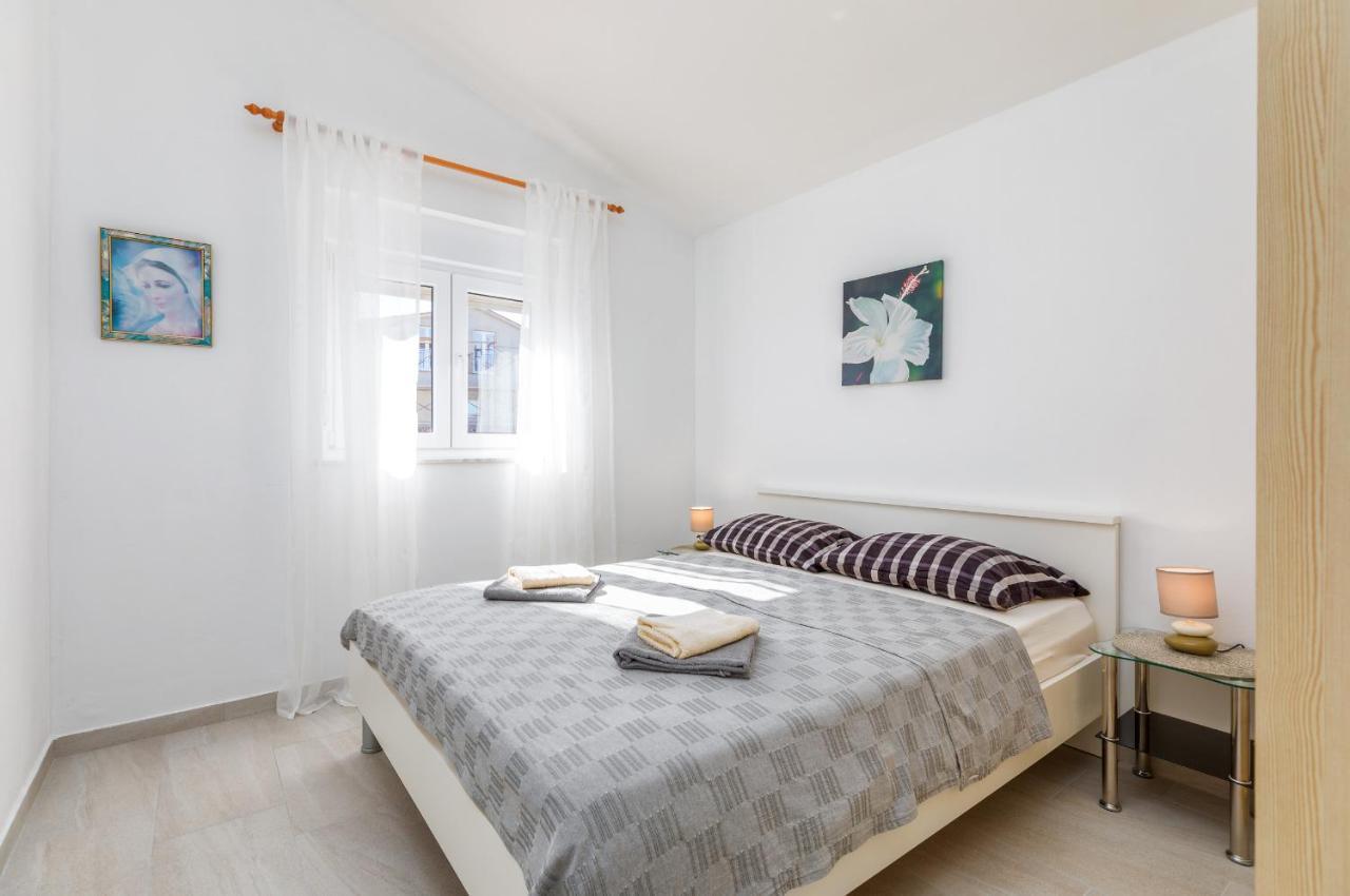 Apartmani Magdalena Pula Exterior foto