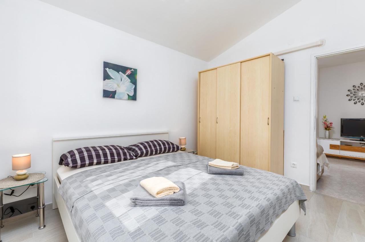 Apartmani Magdalena Pula Exterior foto
